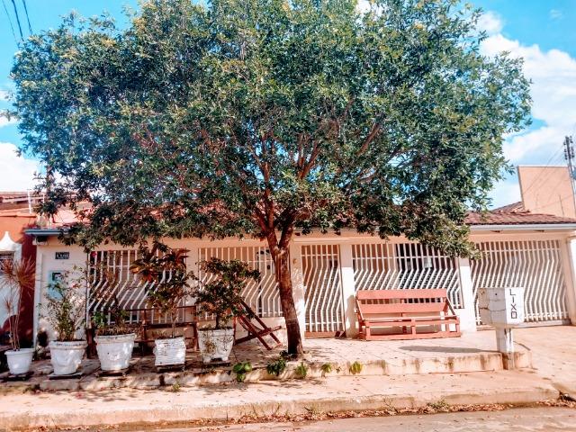 Excelente Casa no Conjunto 4 de Janeiro