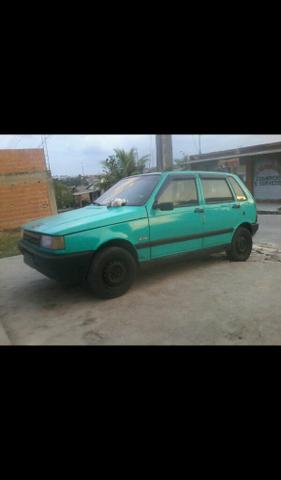 Vendo Fiat uno 96 motor 1.0 top. econômico