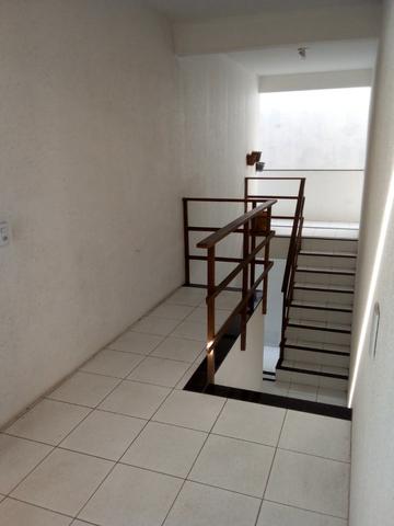 Aluga-se Kitinetes na Av. João Pessoa Próximo ao Imphar - Foto 5