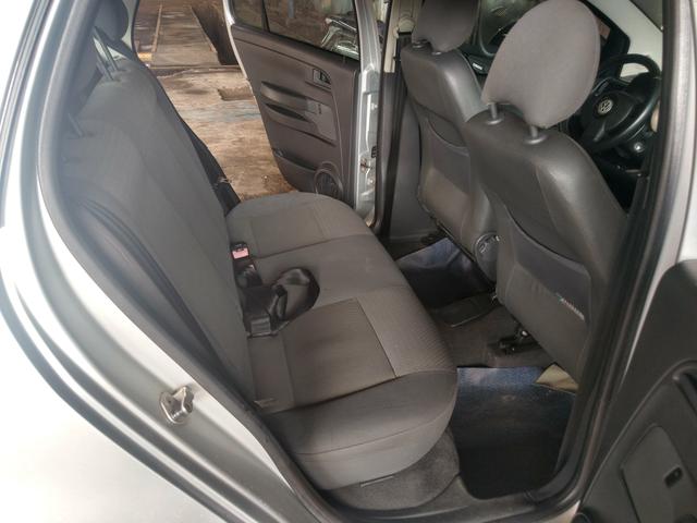 Volkswagen Fox 1.0 - Foto 4