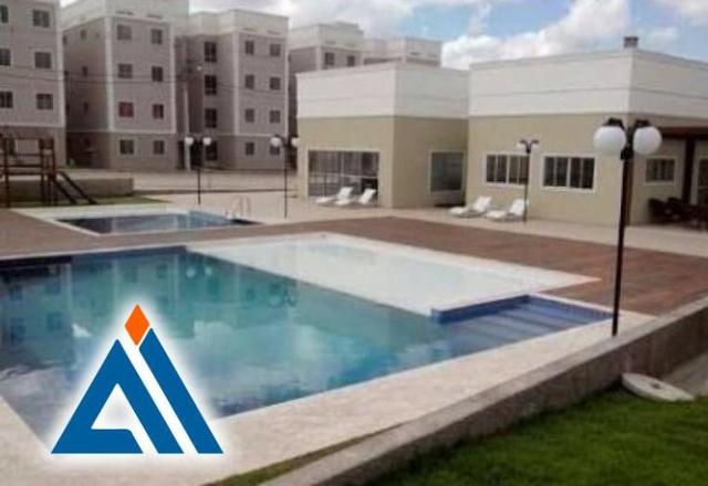 Apartamento de 2/4 em condomínio Clube