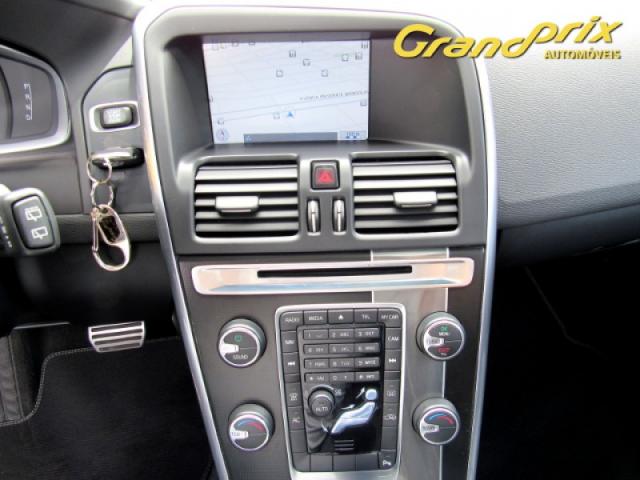 VOLVO XC60 2014 2.0 T5 R DESIGN TURBO GASOLINA 4P AUTOMÁTICA MARROM COMPLETA ÚNICO DONO - Foto 11