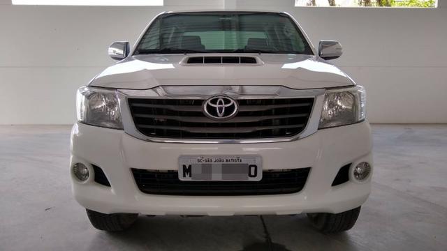 Hilux CD Srv 4x4 3.0 - 2013 - Branca - Foto 2