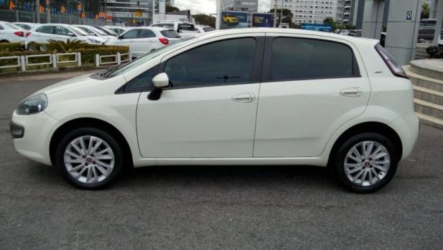 FIAT PUNTO EVO ESSENCE 1.6 16V DUALPLUS FLEX Branco 2015/2016 - Foto 9
