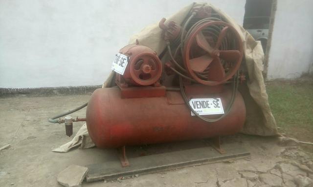 Compressor trifasico.