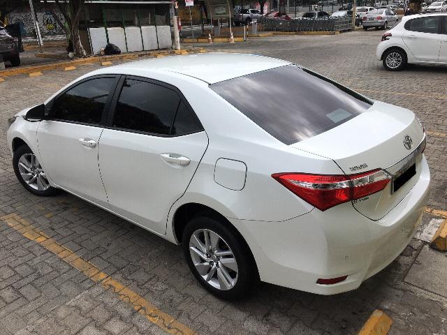Corolla Gli Upper 1.8 2017 Branco Pérola Automático - Particular - Foto 9