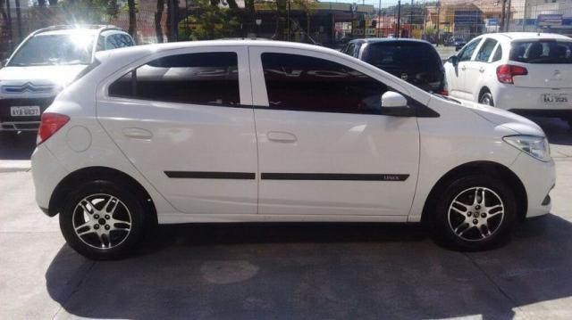 CHEVROLET ONIX LT 1.0 8V SPE/4 FLEX Branco 2013/2013 - Foto 7