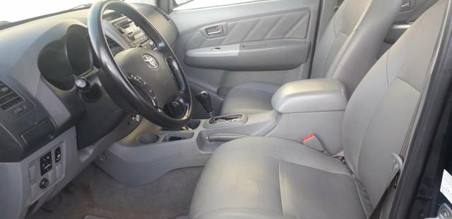 Vendo essa Hilux em perfeito estado - Foto 6