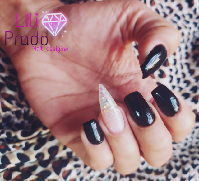 Nail designer ! Unhas em gel e simples!