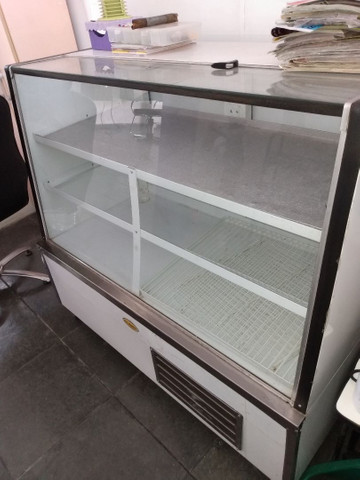 Balcão expositor GELADO 1.350$ - Foto 2