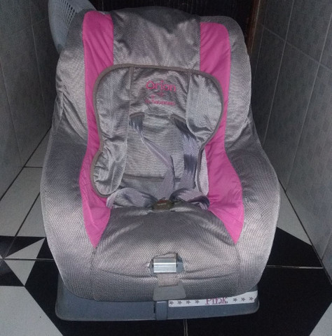 Vendo Cadeirinha e Velotrol - Foto 3