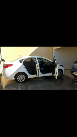 Vendo hb20s c.plus/c.style 1.6 flex 16 v mec 2014