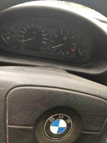 Vendo ou troco BMW 318is 1996 cambio manual teto solar doc.OK - Foto 8