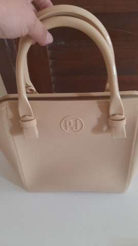 Bolsa Petite Jolie original, com uma pequena marca atrás - Foto 4