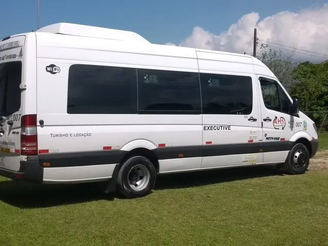 Aluguel Van 20 passageiros com motorista