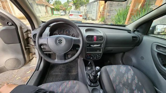 Corsa sedan 1.0 2003