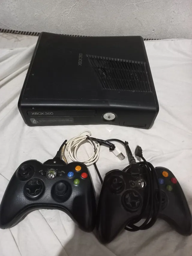 Xbox 360 Desbloqueado com Controle e 10 Jogos, Console de Videogame Xbox  360 Usado 93634426