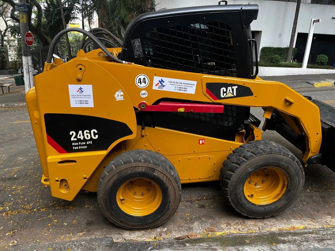 Mini Carregadeira e Mini escavadeira disponível para locação  - Foto 4