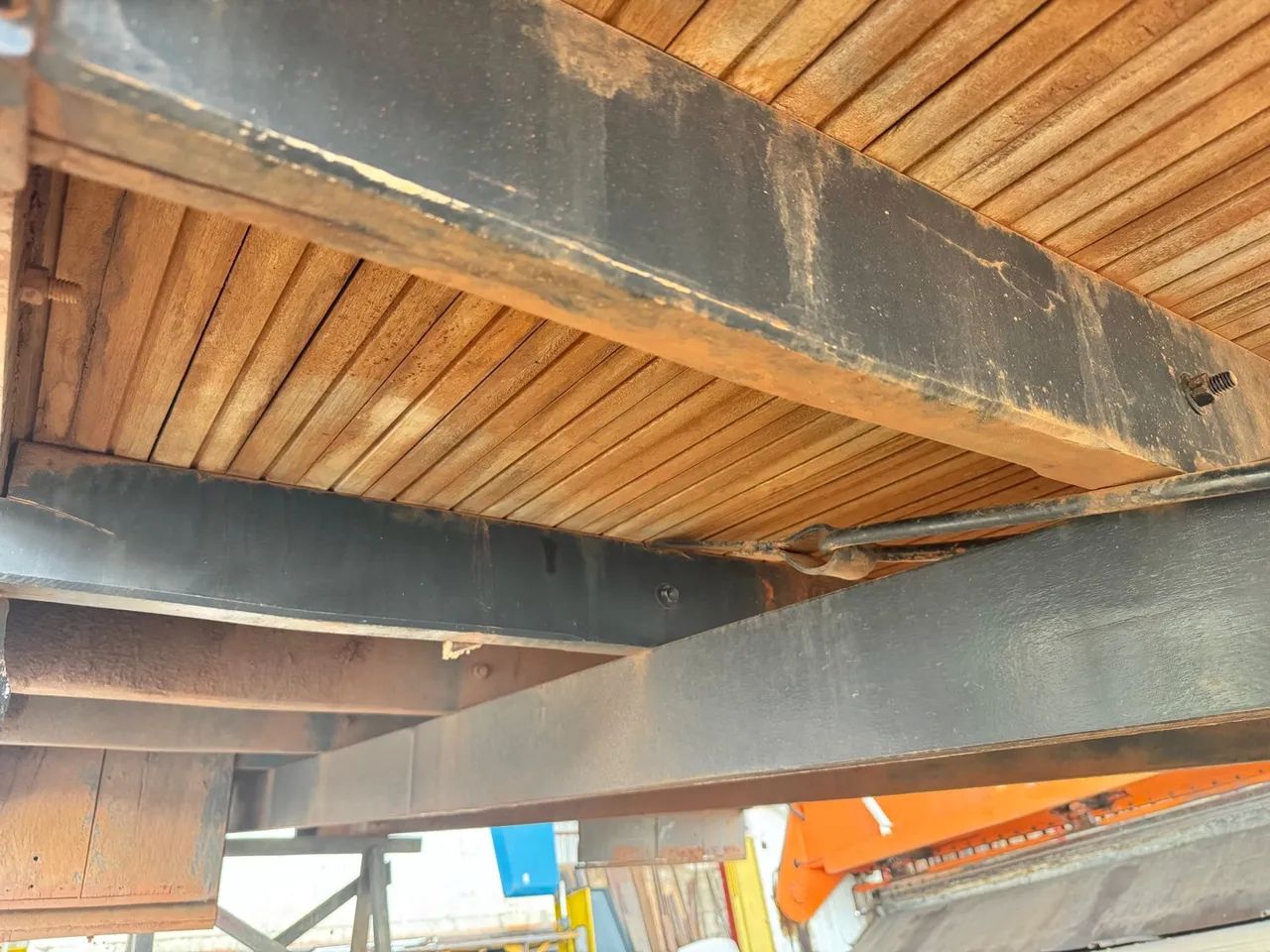 CARROCERIA MADEIRA 5,50 - Foto 5