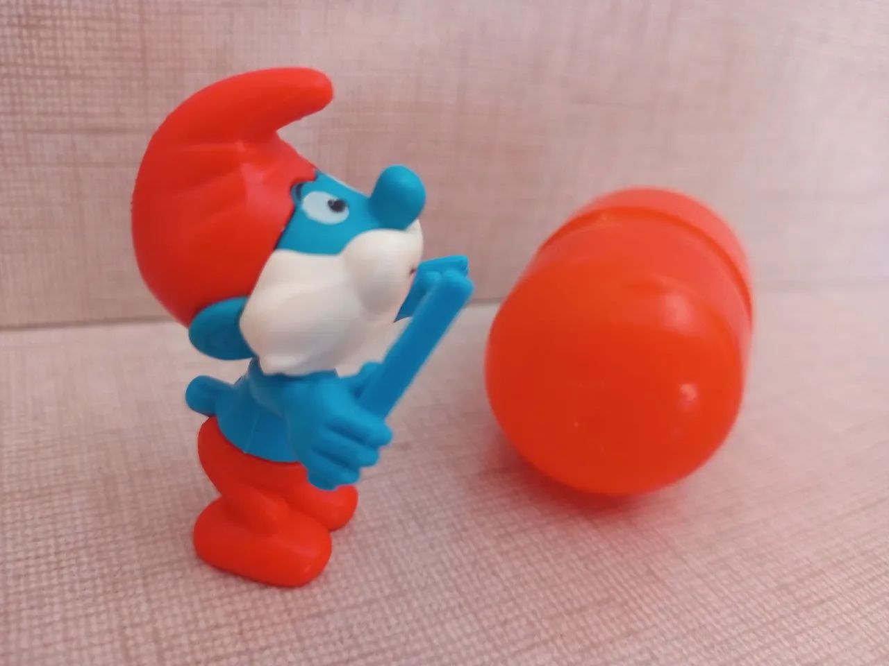 Papai Smurf maestro Ferrero Kinder 1996  Tam 5 cm5  - Foto 2