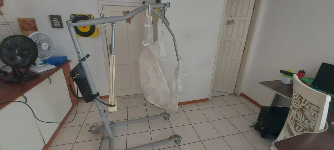 Guincho elevador eletrico para cadeirante