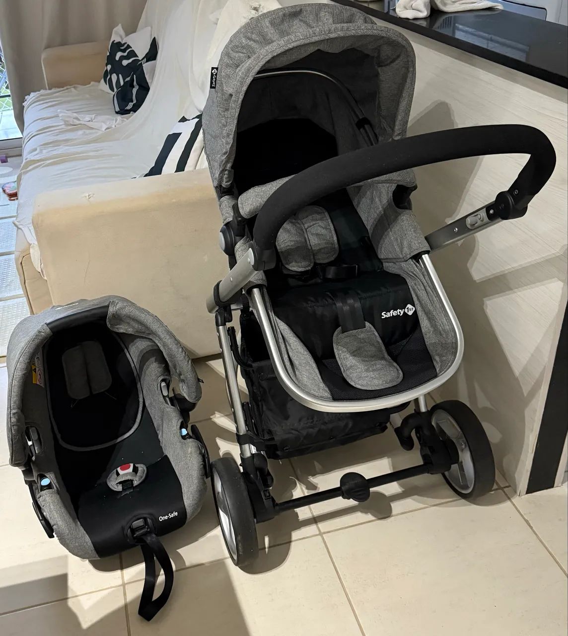 Carrinho safety 1st Mobi completo - Moisés + bebê conforto + base de carro - Foto 2