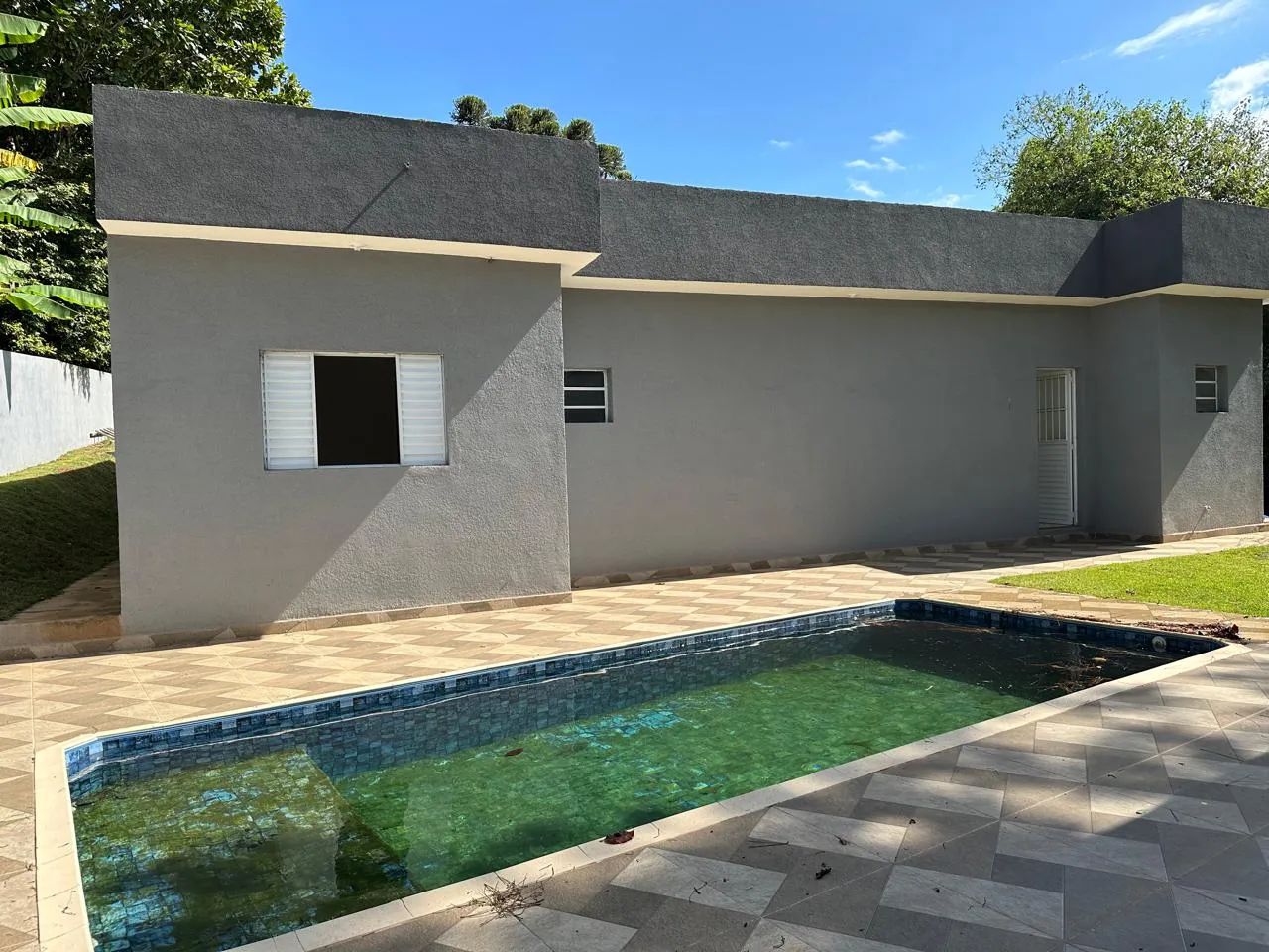 Chácara Atibaia | São Remo | R$ 675mil. 1400m², 3/1 suíte, Piscina/Churras. Aceita Financi