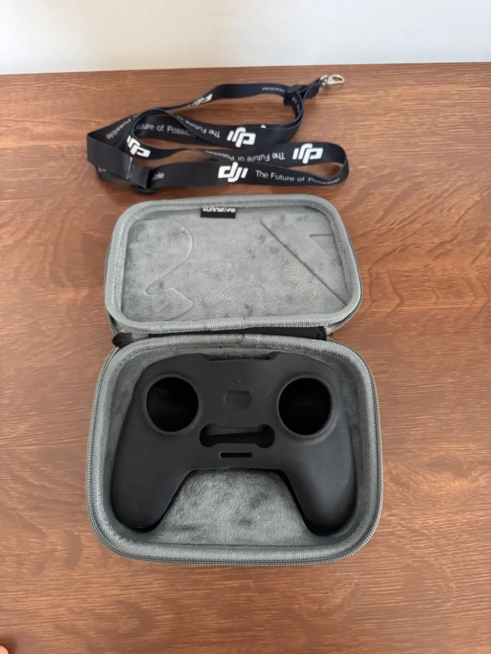 KIT BOLSA + CAPA CONTROLE RC CONTROLE 3 DJI