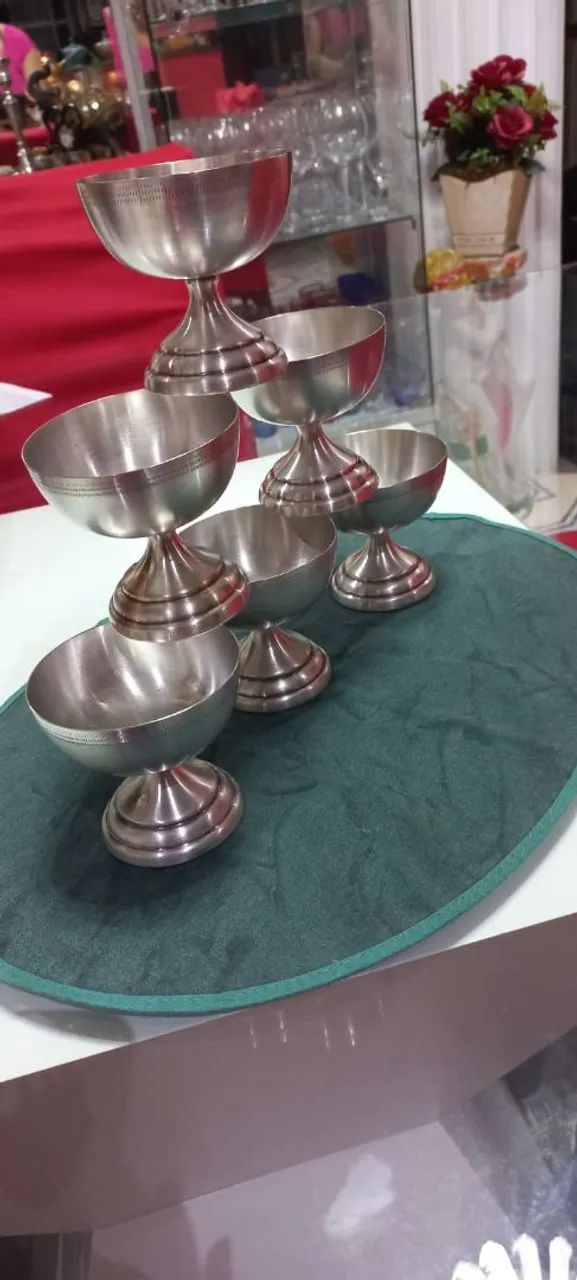 Conjunto de sobremesa de prata 