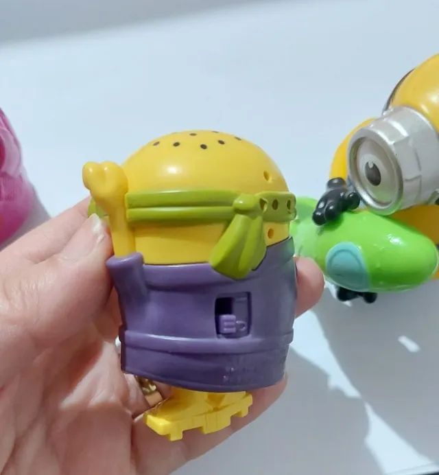Lote 3 bonecos Minions Coleção Mc Donalds  - Foto 2