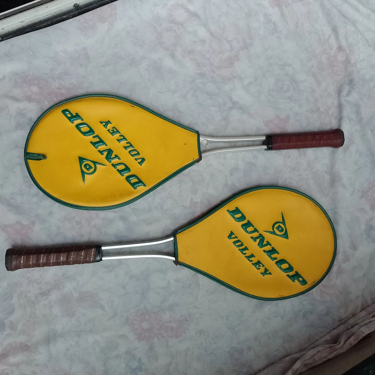 Raquetes tênis Dunlop .