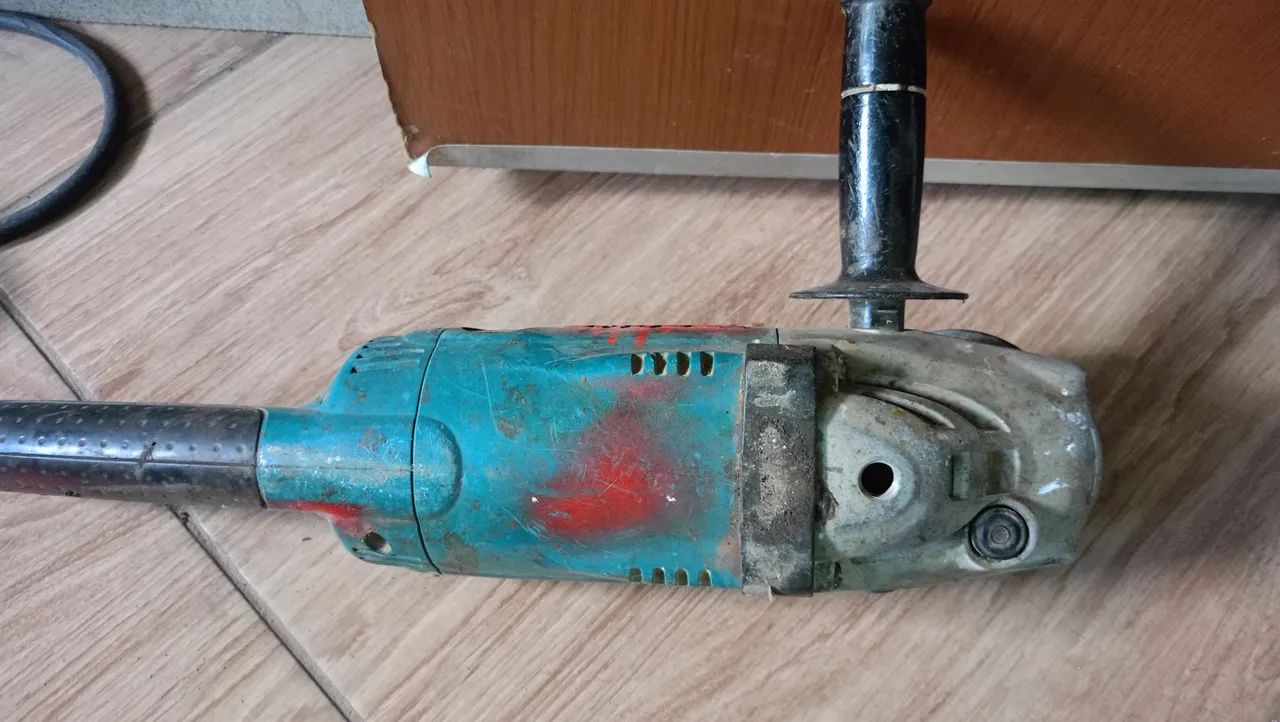 Esmerilhadeira Makita Usada - Foto 2