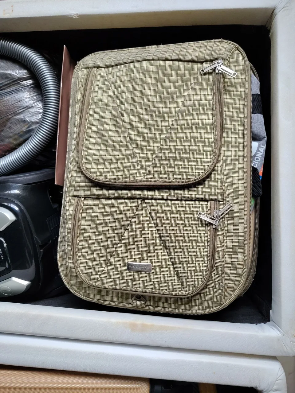 Mala de viagem em ótimo estado
