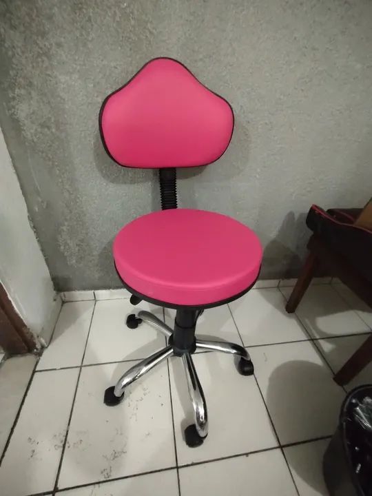 Cadeira mocho Giratória Rosa pink  - Foto 2