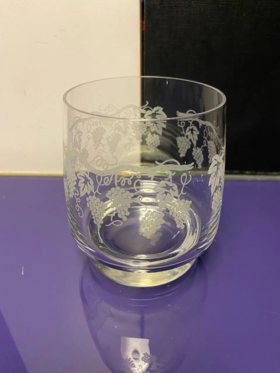 Conjunto de 02 Copos Decorativos com Detalhes de Uvas - Foto 5