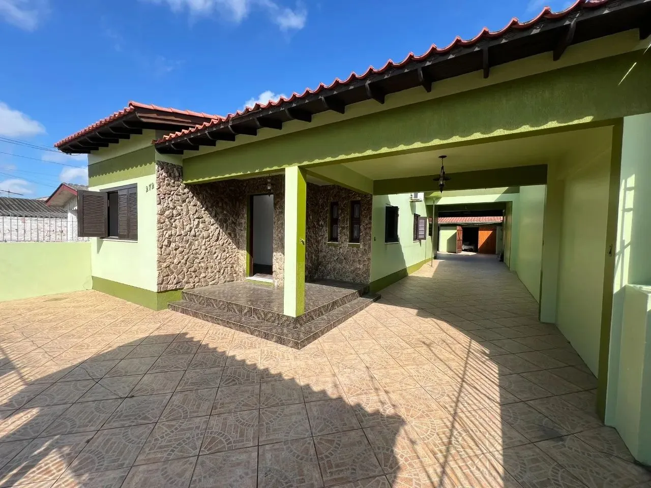 Casa á venda no bairro Novo Esteio.