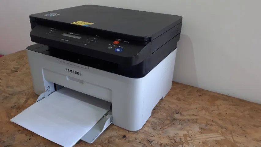 Impressora laser multifuncional Samsung 2070 em ótimo estado com um toner e garantia  - Foto 3