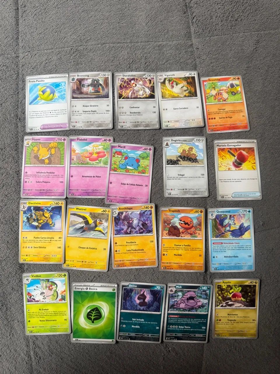 35 Cards Pokémon 