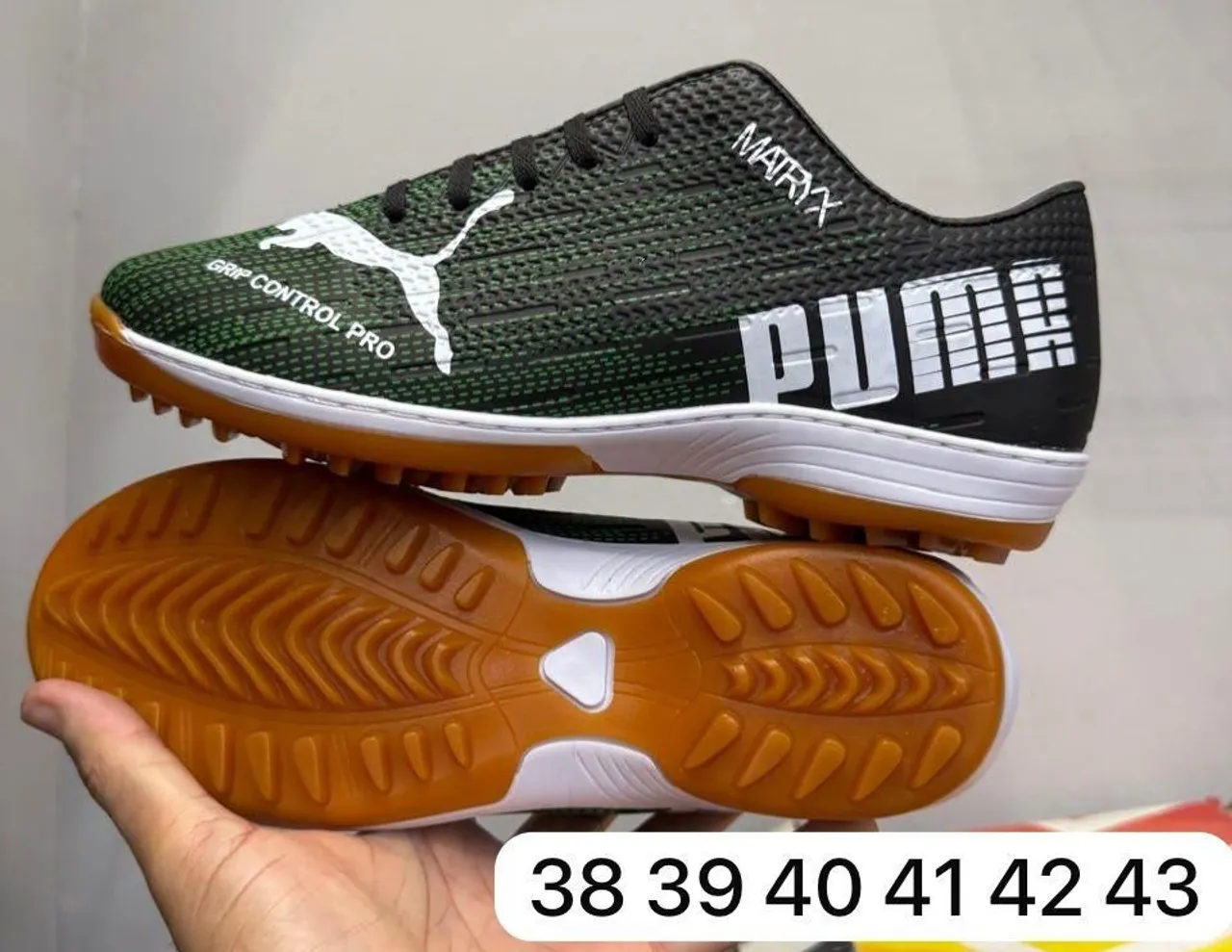 Chuteira Society Premium