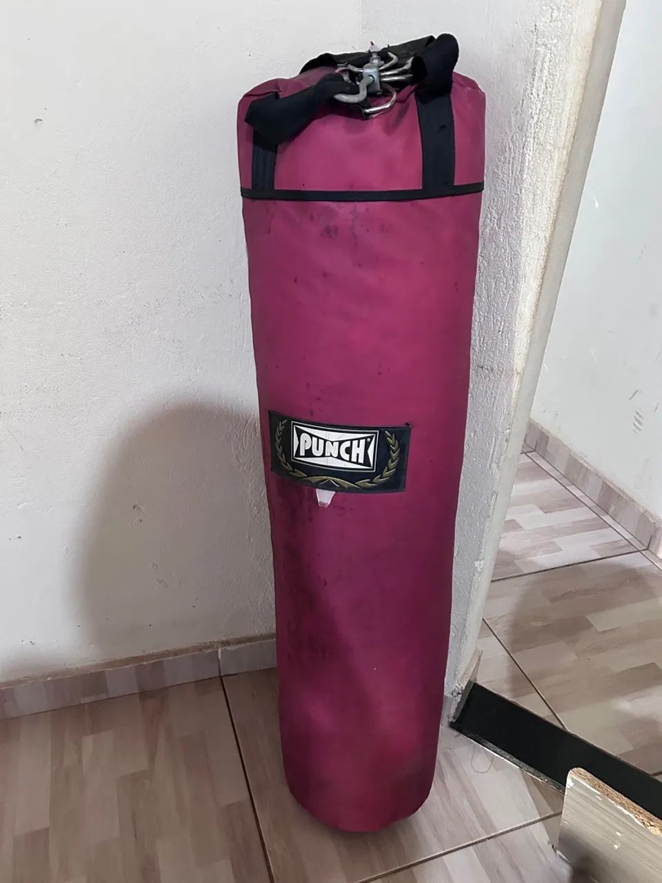 Saco de pancada profissional 28kg Punch - Foto 2
