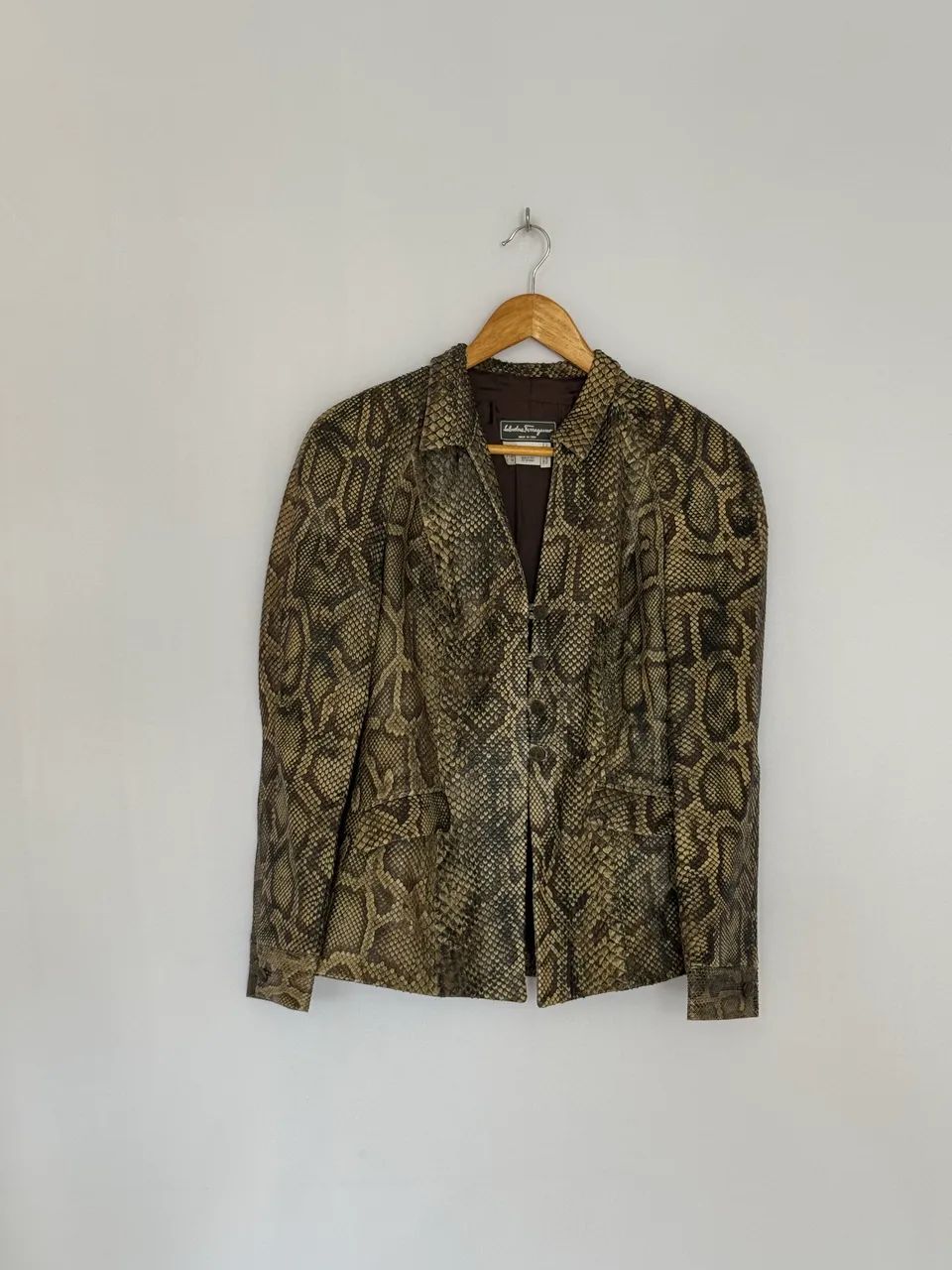 Jaqueta de couro de cobra Salvatore Ferragamo - Foto 4