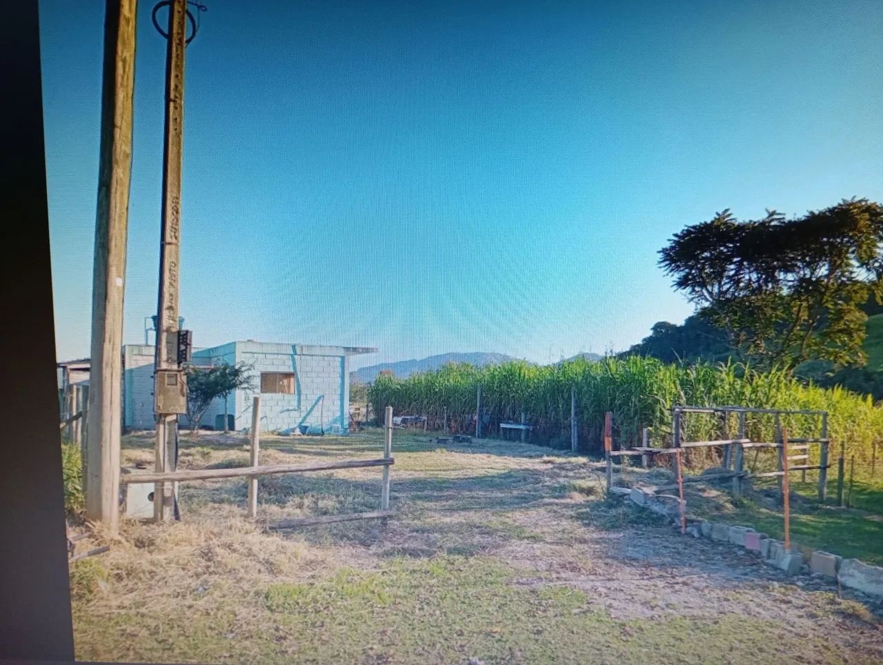 Vendo lindo terreno com casa  - Foto 2