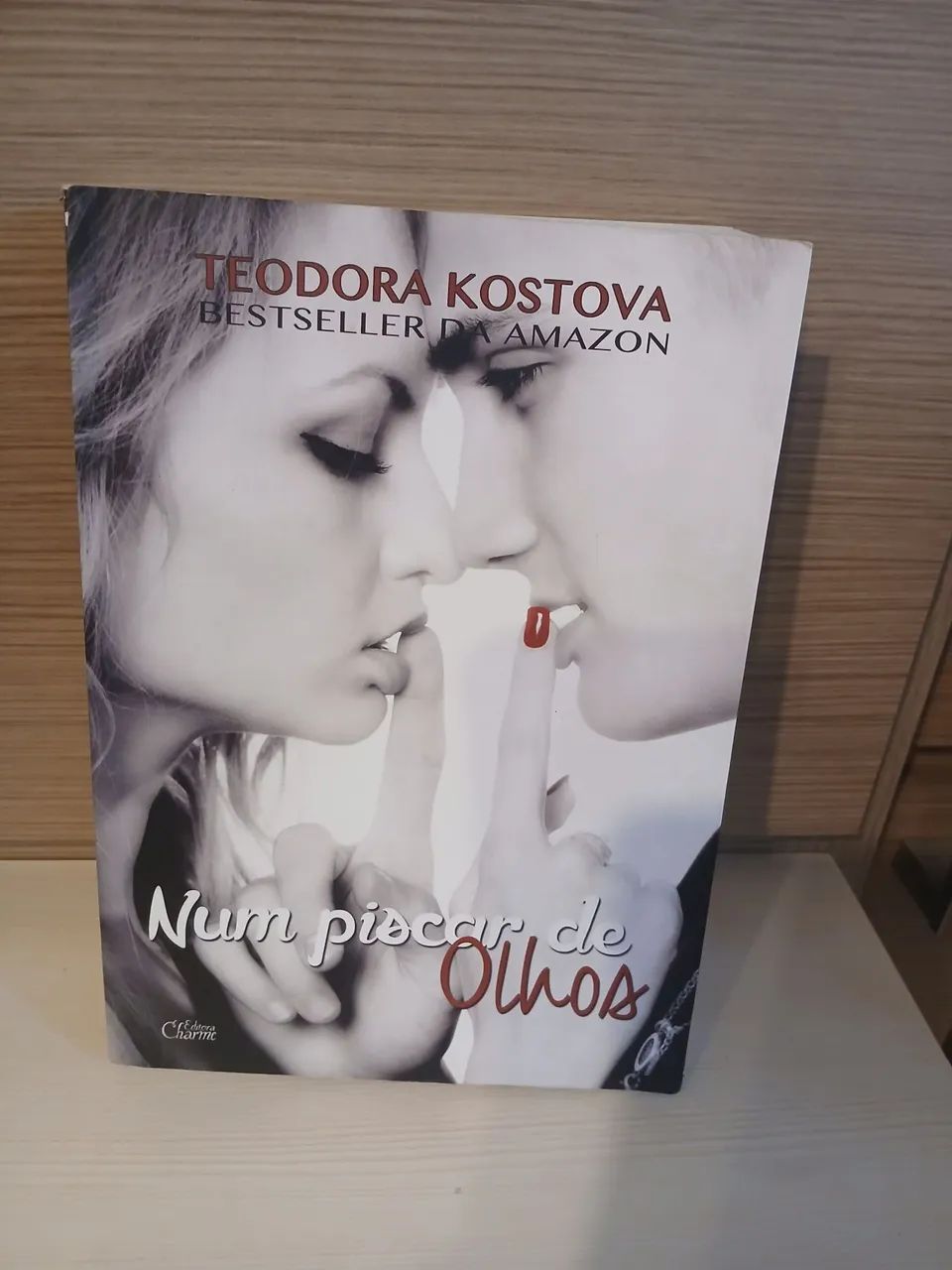 Num piscar de olhos - livro - Foto 3
