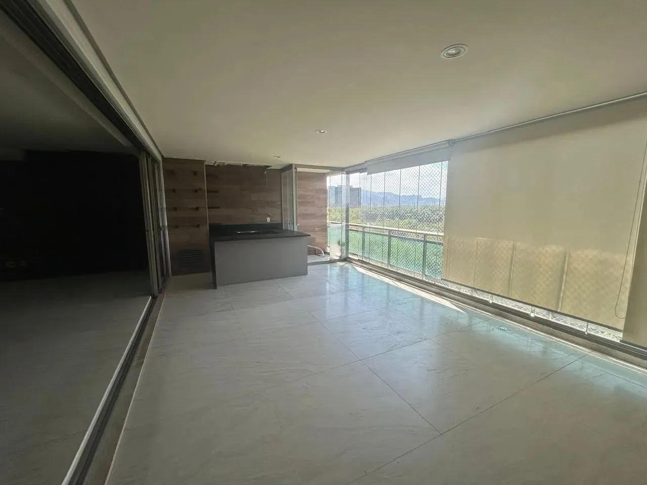 Península -Apartamento 4 suítes, varandão, 3 vagas- Barra da Tijuca