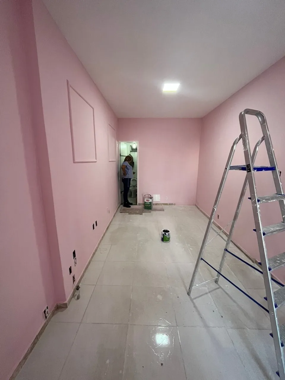 Alugo ponto comercial com lavabo