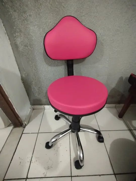 Cadeira mocho Giratória Rosa pink  - Foto 3