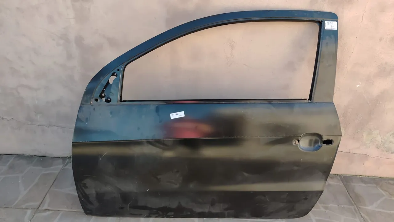 Porta Dianteira esquerda Saveiro e gol 2 portas
