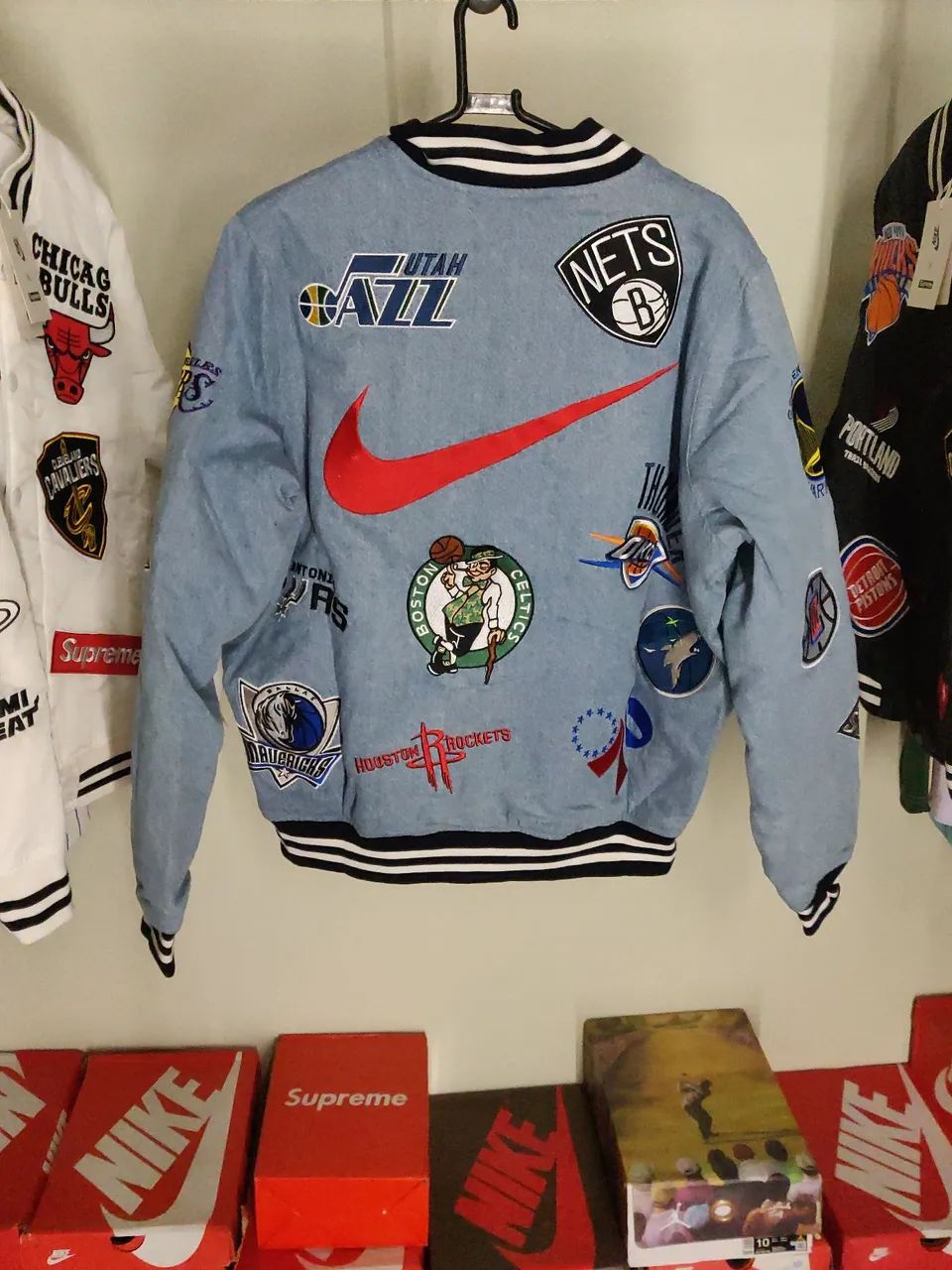 Jaqueta Supreme x Nike x Nba G JEANS Roupas Formosinha