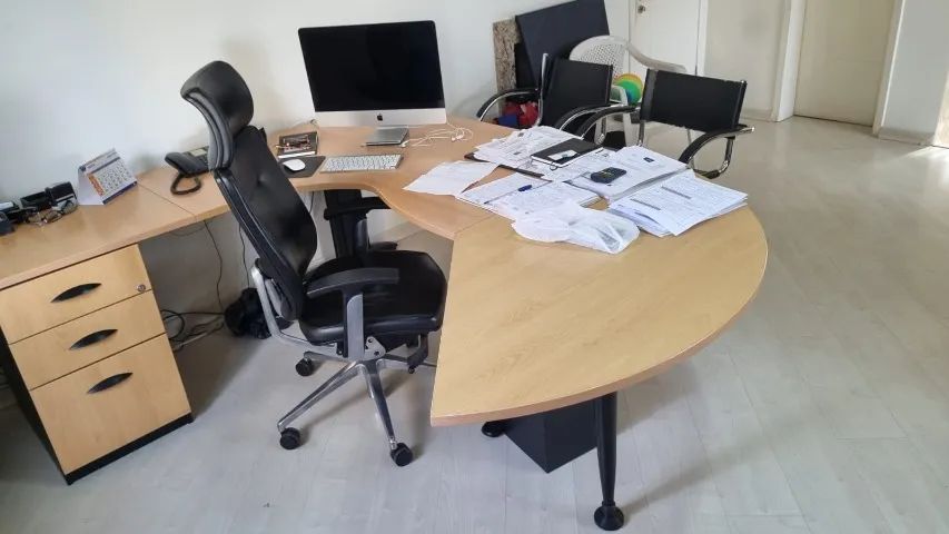 Mesa de Escritório 