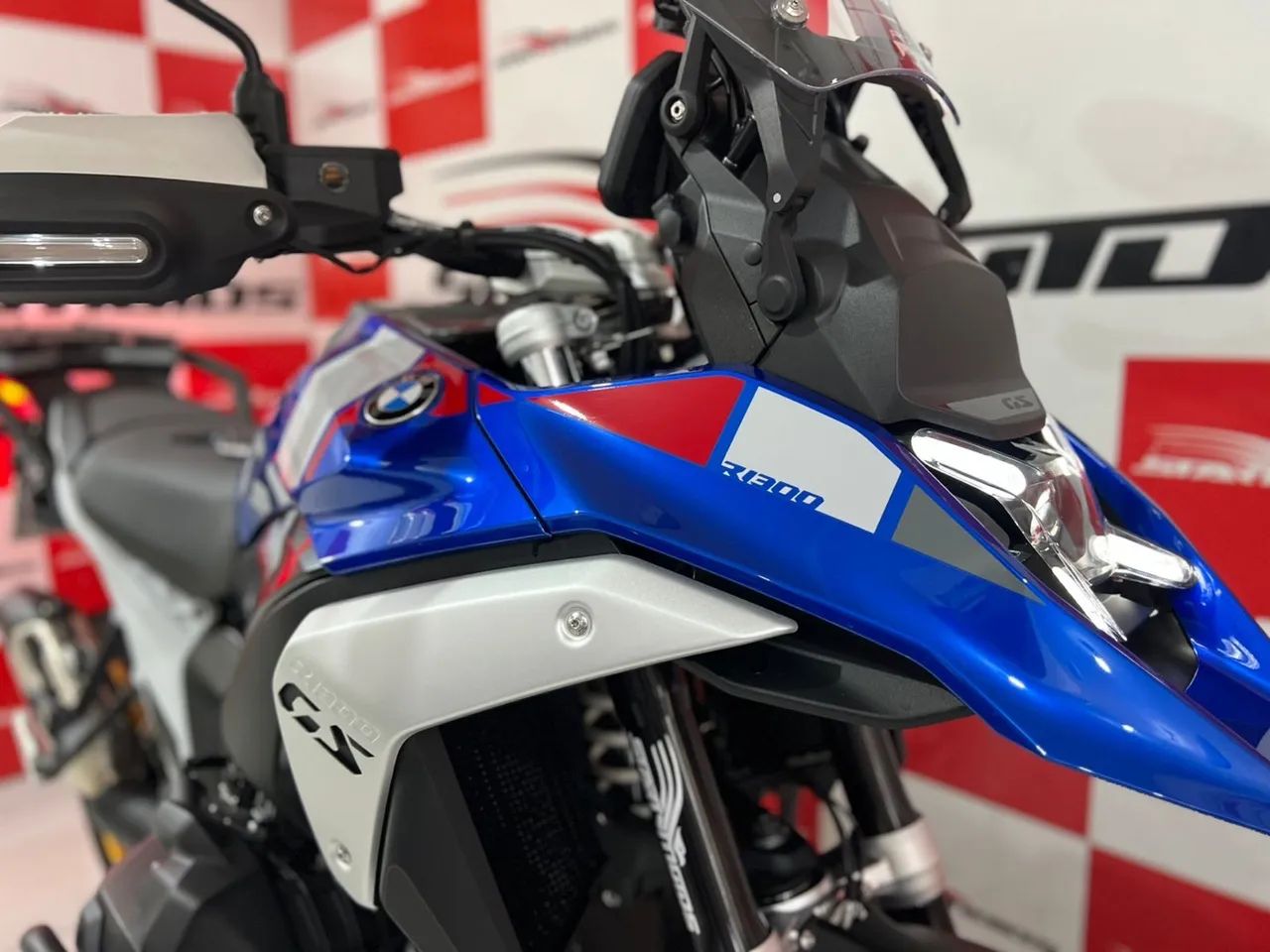 BMW R1300GS TROPHY 2024 IMPECÁVEL!!! - Foto 2